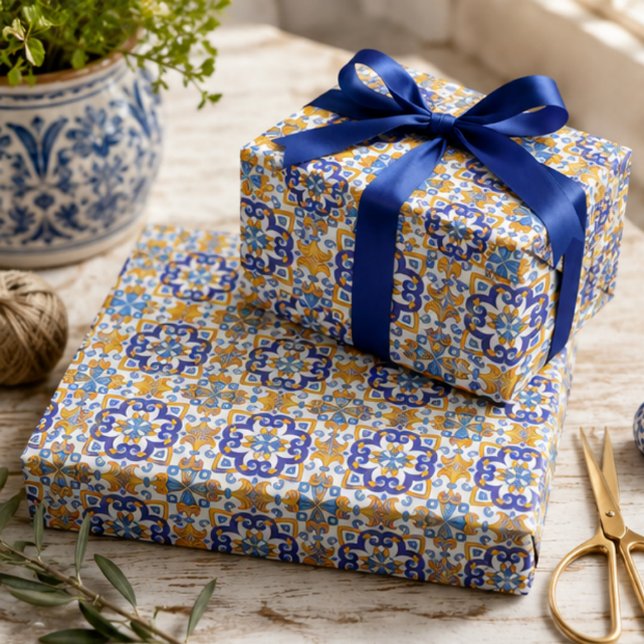 Sicilian Vibrant Majolica Scrollwork Mediterranean Geschenkpapier (Von Creator hochgeladen)