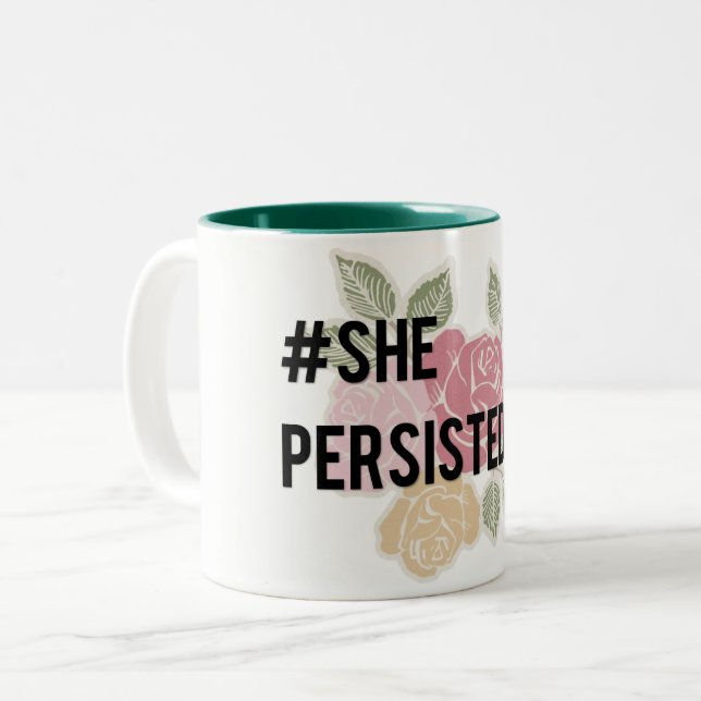 Sie bestand Tasse fort (Vorderseite Links)