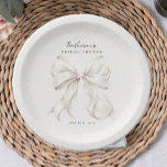 Sie bindet den weißen Bow des Knotens Pappteller<br><div class="desc">Einfache Teller aus weißem Bogen für Brautpartys. Hintergrund Foto von Freepik.</div>