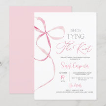 Sie bindet die Einladung zur Brautdusche von Knot