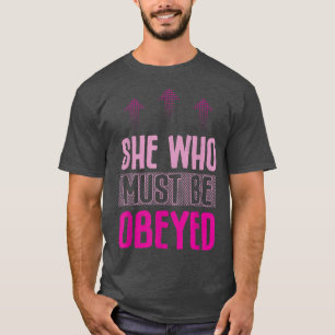Sie, die dem Design für Feministen gehorchen muss5 T-Shirt