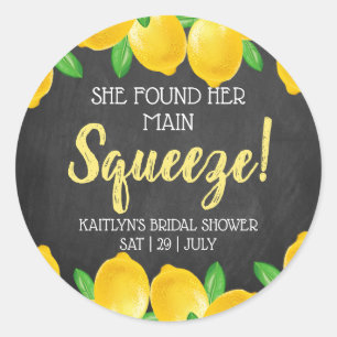 Sie fand ihr Haupt Squeeze Lemon Brautparty Runder Aufkleber