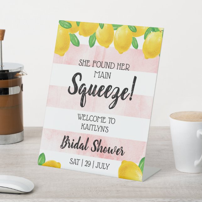 Sie fand ihr Haupt Squeeze Lemon Brautparty Sockelschild (In SItu)