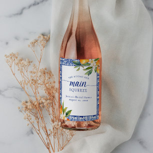 Sie fand ihr Haupt-Squeeze-Orangen-Brautparty Weinetikett