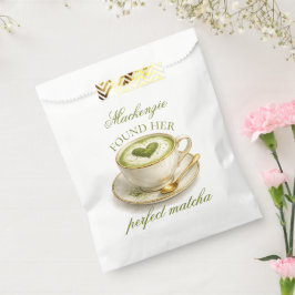 Sie fand ihr perfektes Matcha-Bridal-Shower Geschenktütchen