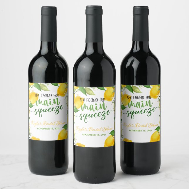Sie fand ihr Wine-Flaschenetikett mit dem Hauptpre Weinetikett (Flaschen)