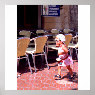 Sie gehen Mädchen, Barcelona, Spanien Poster