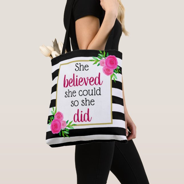 Sie glaubte, dass sie Motivierend Blumenstreifen h Tasche (Von Nahem)
