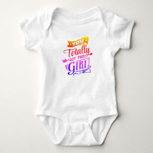 Sie haben dieses Mädchen ganz Got: Niedlicher Powe Baby Strampler