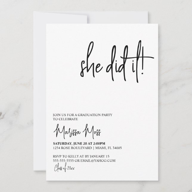 Sie hat eine Einladung zur modernen Graduiertenpar (Vorderseite)