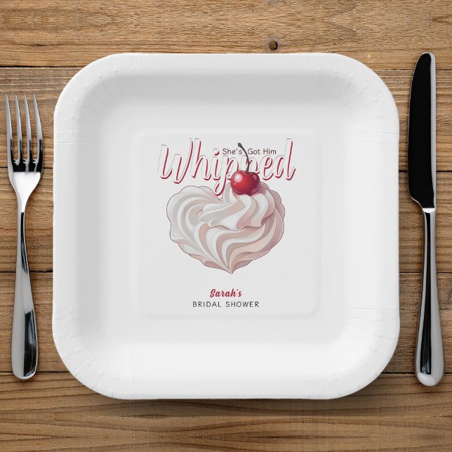 Sie hat ihm das Brautparty Cream Cherry Got Pappteller (She's Got Him Whipped Cream Cherry Bridal Shower Paper Plates
)