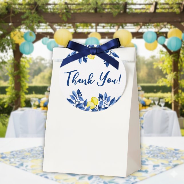 Sie hat ihren Hauptbräutigam-Junggesellinnenabschi Geschenkanhänger (Von Creator hochgeladen)