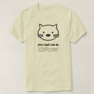 Sie hatten mich am grundlegenden T-Shirt der