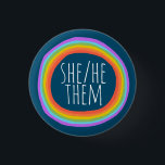SIE/HE/SIE Pronouns farbenfroher Regenbogenkreis Button<br><div class="desc">Dekorieren Sie Ihr Outfit mit diesem coolen Kunstknopf. Macht ein großartiges Geschenk! Sie können ihn anpassen und auch Text hinzufügen. Karo in meinem Shop für viel mehr Farben und Muster! Lass mir Bescheid,  wenn du auch etwas Gewohntes willst.</div>