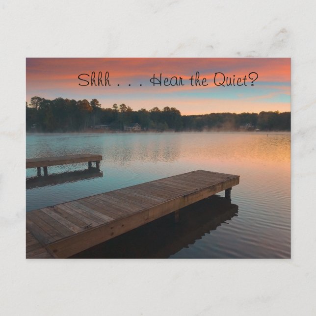 Sie hört die ruhige Lake Card Postkarte (Vorderseite)