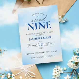 Sie ist auf Cloud 9 Dreamy Brautparty Soft Blue in Einladung