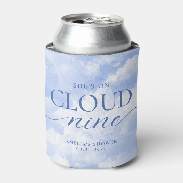 Sie ist auf Cloud Nine Blue Brautparty Dosenkühler (Kanne Vorderseite)