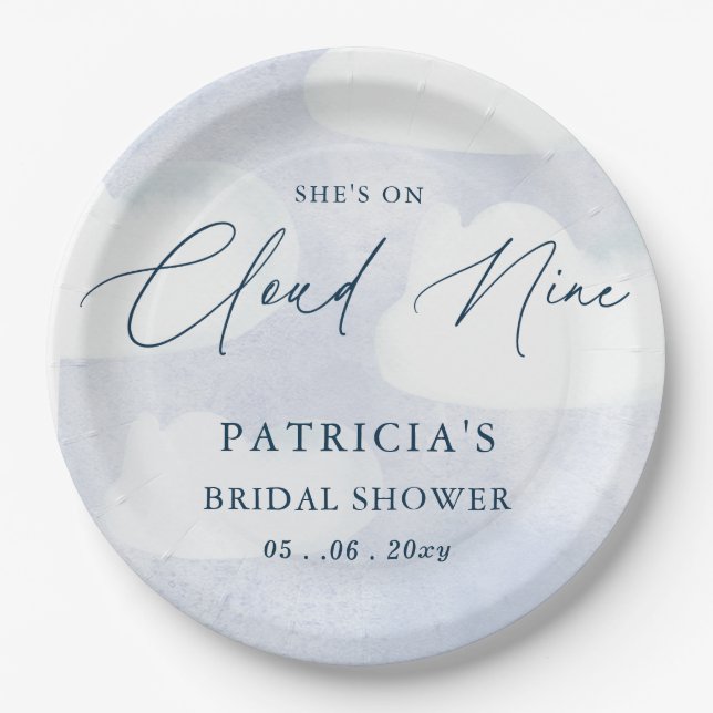 Sie ist auf Cloud Nine Brautparty Pappteller (Vorderseite)
