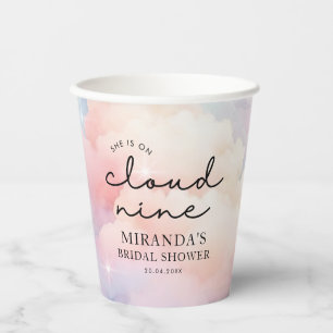 Sie ist auf Cloud Nine Dreamy Stars Brautparty Pappbecher