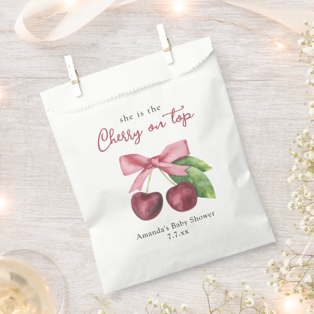 Sie ist die Kirsche auf der Babydusche Geschenktütchen (Ausgeschnitten)