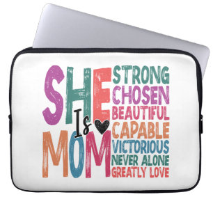 Sie ist Mama gesegnete Mama Retro Zitat Muttertag Laptopschutzhülle