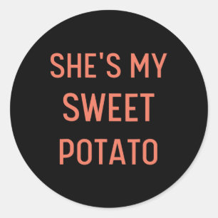 Sie ist mein süßes Potato I Yam Couples Erntedank Runder Aufkleber