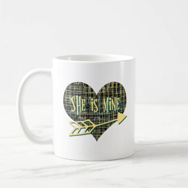 Sie ist meine Abstrakte gelbe Herzform Kaffeetasse (Links)