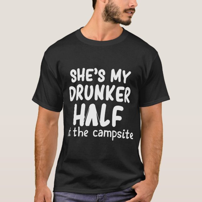 sie ist meine betrunkenere Hälfte an der T-Shirt (Vorderseite)