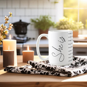 Sie ist schön - Schrift personalisierte Blumen Kaffeetasse