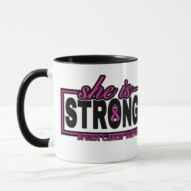 Sie ist STRONG.. Brustkrebs Tasse (Links)