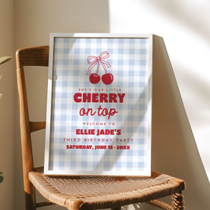 Sie ist unsere Kirsche auf dem blauen Gingham-Gebu Poster