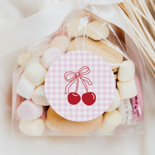 Sie ist unsere Kirsche auf dem rosa Gingham-Geburt Runder Aufkleber