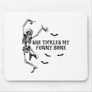 Sie klopft an meine lustige Knochen-Spooky Hallowe Mousepad
