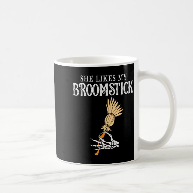 Sie mag meinen Besenstiel Paare Kürbisse Skelett  Kaffeetasse (Rechts)