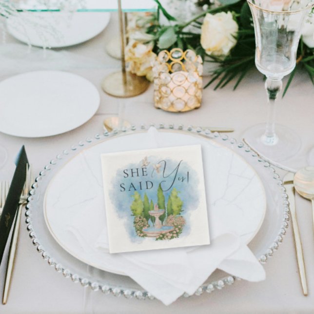 Sie sagte ja! Elegante Brunnen Tauben Blume Serviette (Von Creator hochgeladen)