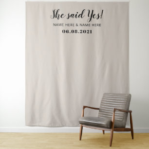 Sie sagte ja Foto Stand Verlobung Hintergrund Wandteppich