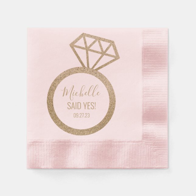 Sie sagte ja! Rosa/goldenes Glitzer Ring Brautpart Serviette (Vorderseite)