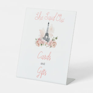 Sie sagte Oui Parisian Pink Floral Brautparty Sockelschild