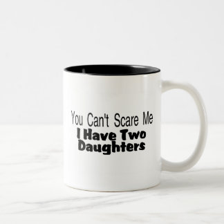 Sie schräg erschrecken mich, den ich zwei Töchter Zweifarbige Tasse