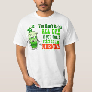 Sie schräges Getränk den ganzen Tag, lustige Ire T-Shirt