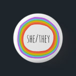 SIE/SIE Pronouns farbenfroher Regenbogenkreis Button<br><div class="desc">Dekorieren Sie Ihr Outfit mit diesem coolen Kunstknopf. Macht ein großartiges Geschenk! Sie können ihn anpassen und auch Text hinzufügen. Karo in meinem Shop für viel mehr Farben und Muster! Lass mir Bescheid,  wenn du auch etwas Gewohntes willst.</div>