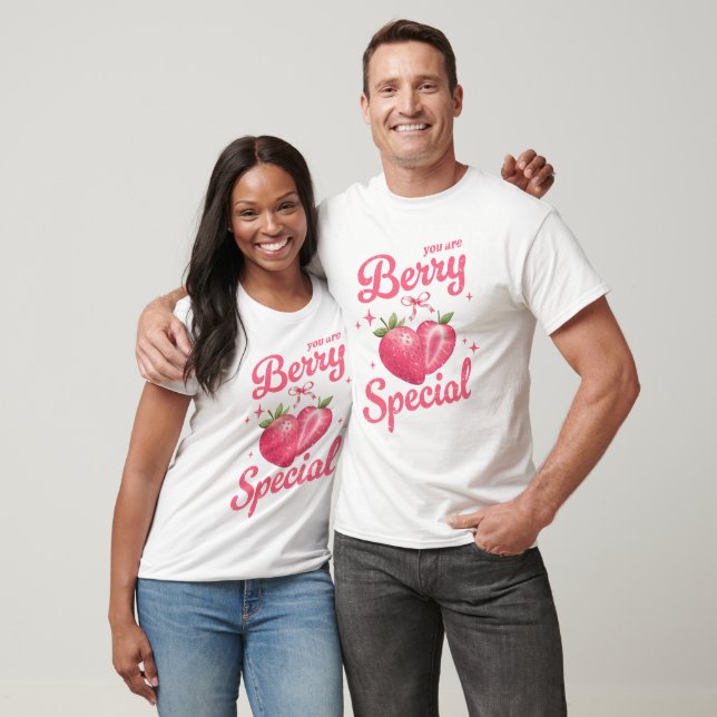 Sie sind Berry Special, Strawberry Valentinstag T-Shirt (Unisex)