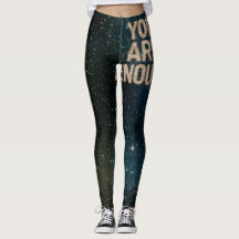 "SIE SIND GENUG: MOTIVIEREND LEGGINGS EMPFANGEN"