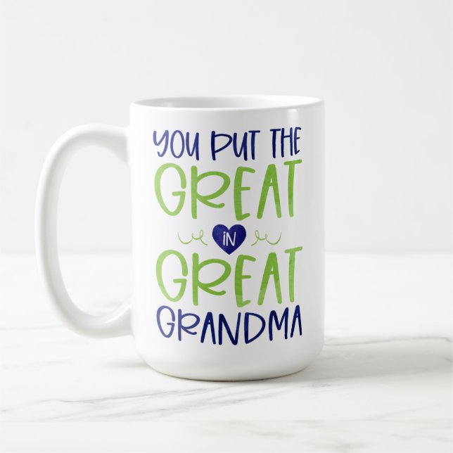 Sie stecken die Großen in die große Oma-Tasse Kaffeetasse (Links)