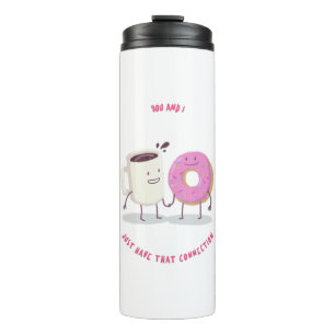 Sie und ich haben nur diesen Verbindungskaffee und Thermosbecher