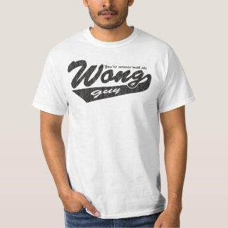 Sie verwirren mit dem Wong-Typ T-Shirt