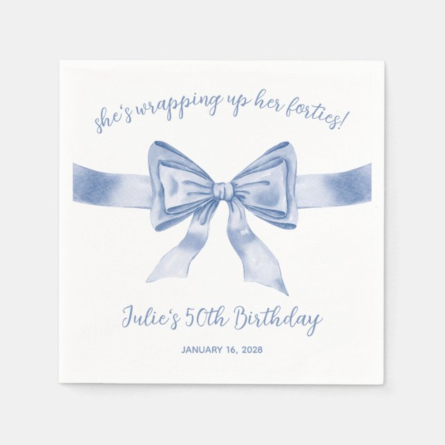 Sie wackelt ihre Vierzig auf! Blue Bow Birthday Serviette (Vorderseite)
