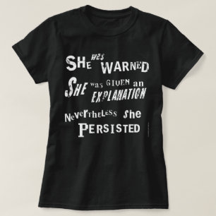 Sie war gewarnte feministische Dunkelheit T-Shirt