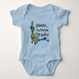 Sie Weckte das Baby Strampler