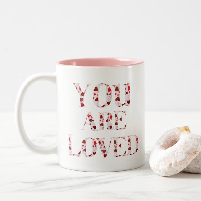 Sie werden geliebt V2 Zweifarbige Tasse (Mit Donut)